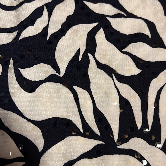 Dress size medium - Picture 5 of 5